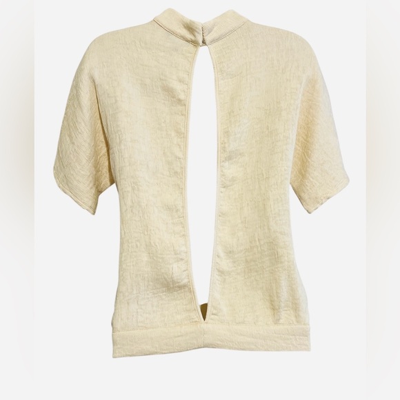 Handuoya Women’s Open Back Top, Color Beige, 100% Polyester Fiber, Size Medium - Picture 2 of 12